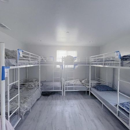 Modern Hostel In ロサンゼルス エクステリア 写真