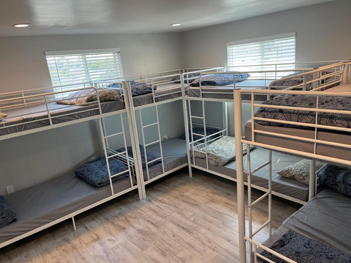 Modern Hostel In ロサンゼルス エクステリア 写真