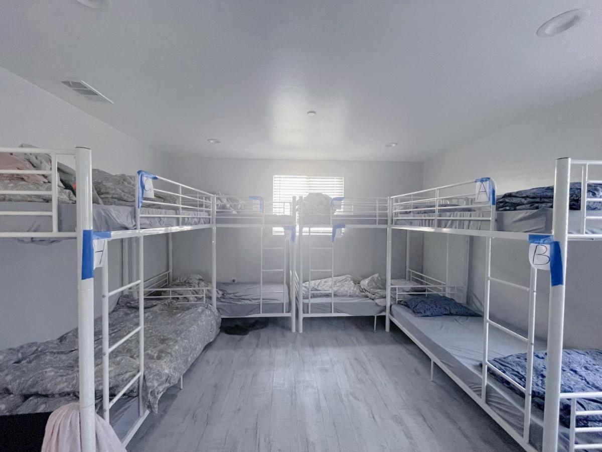 Modern Hostel In ロサンゼルス エクステリア 写真